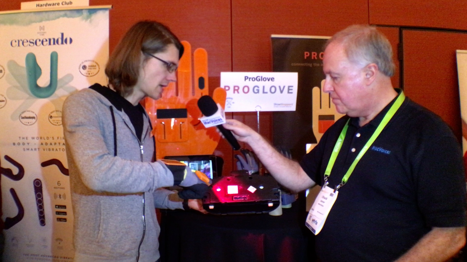 MacVoices #18041: ShowStoppers – Proglove Integrates a Bar Code Scanner Into A Glove For Industry