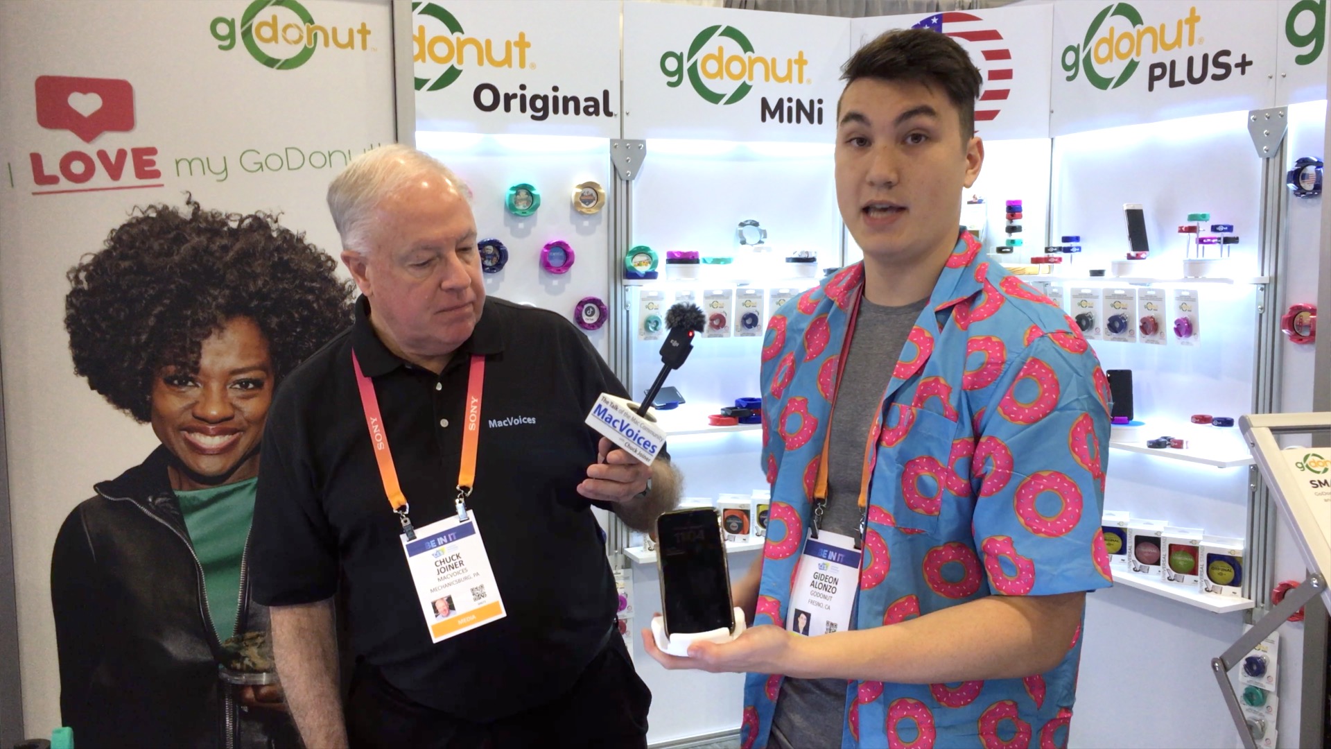 MacVoices #23039: CES – GoDonut’s Latest iPhone Stand Goes On Your Keychain